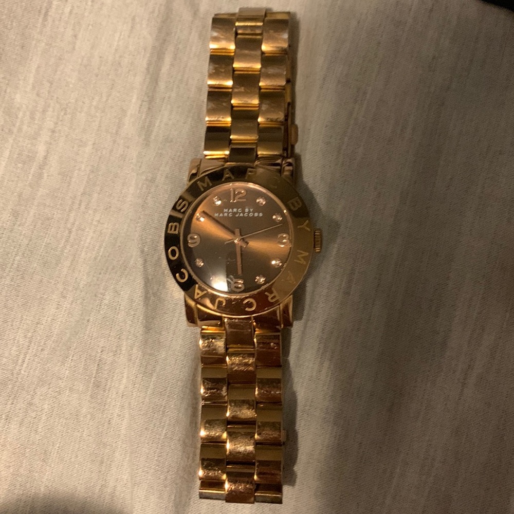 Marc jacobs gold watch
